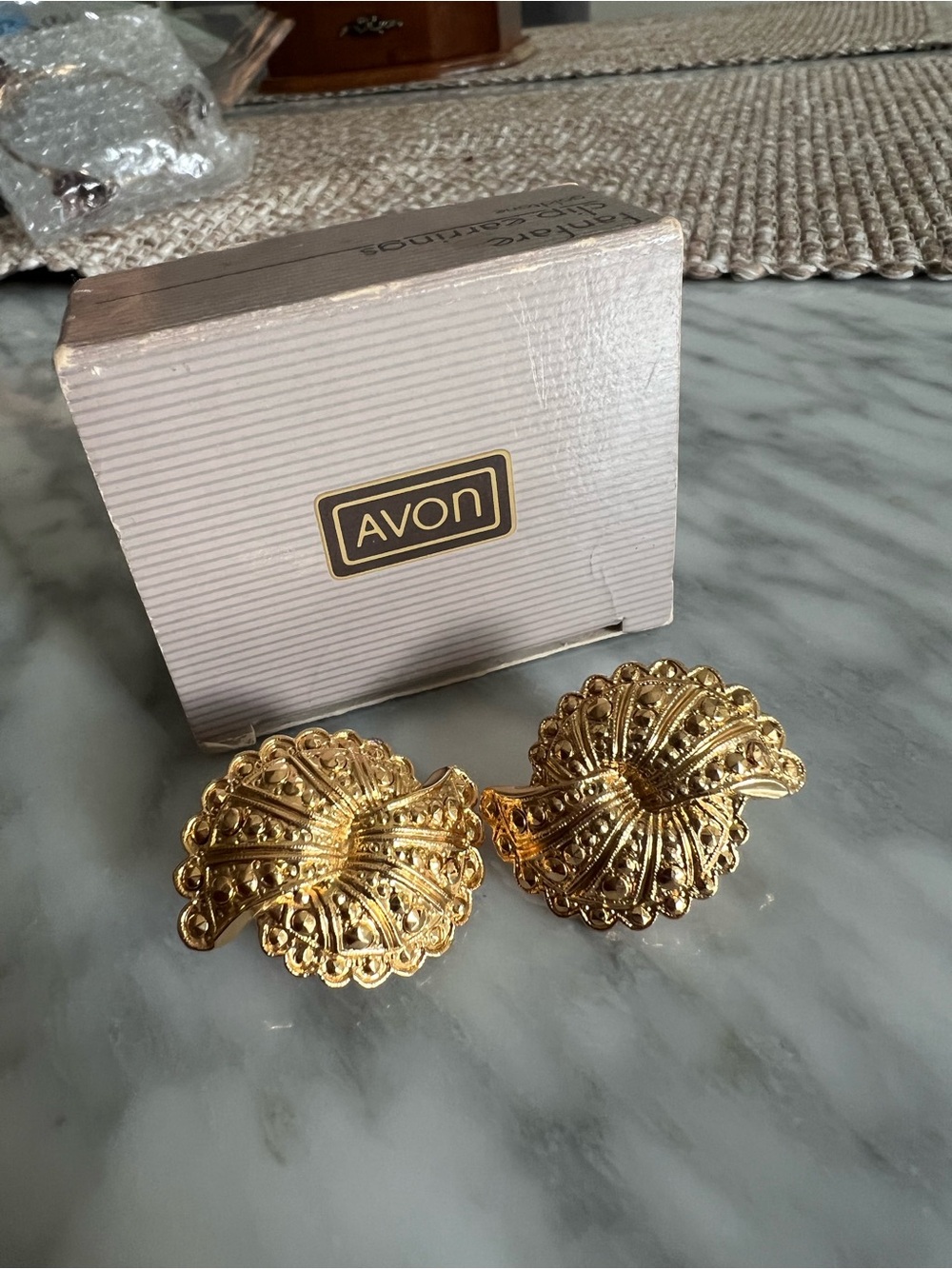 Vintage Avon Gold-Tone Filigree Clip-On Earrings